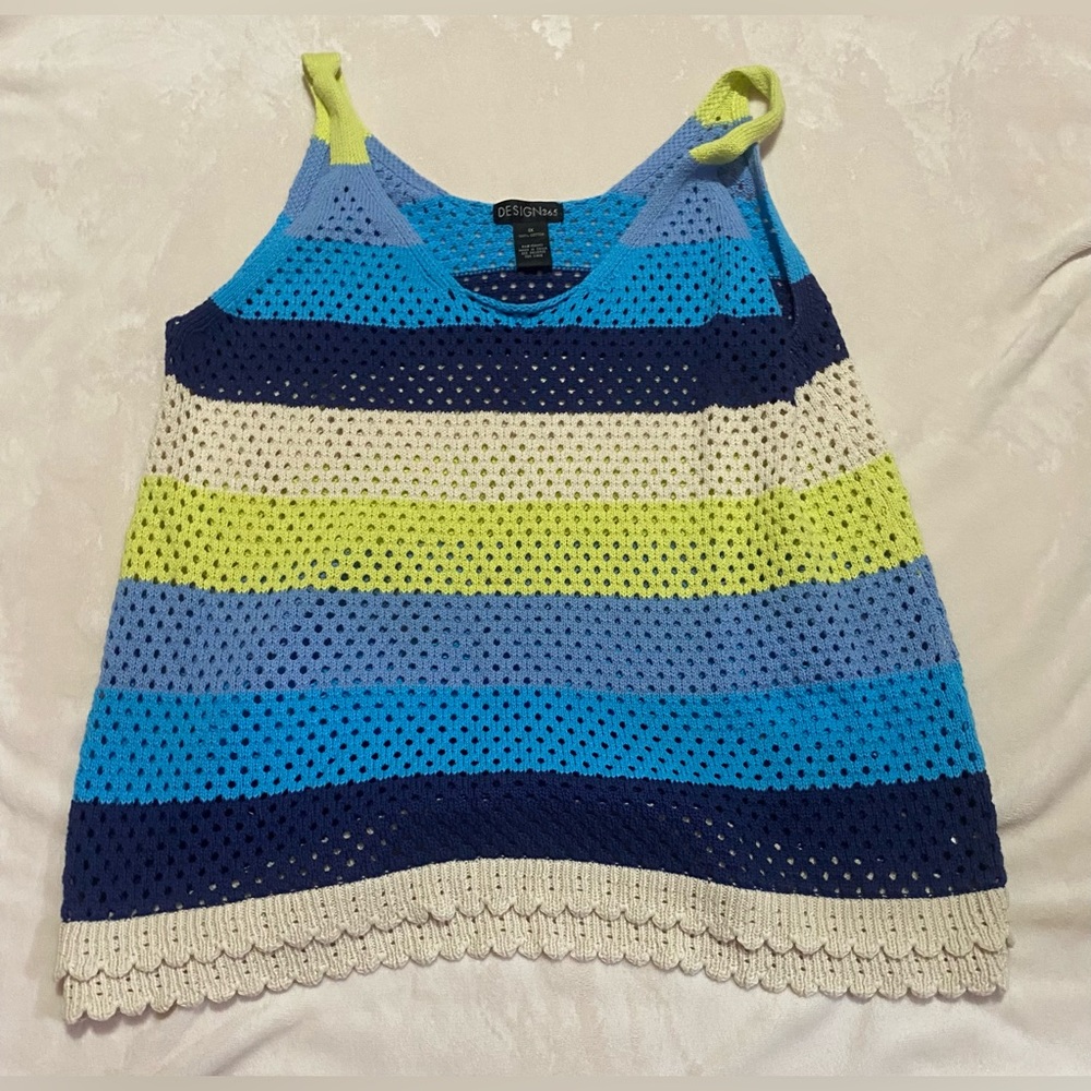 Design 365 knit sweater tank top